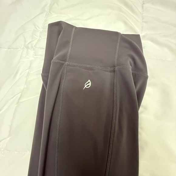 9 P'tula Gray Leggings - Picture 3 of 5